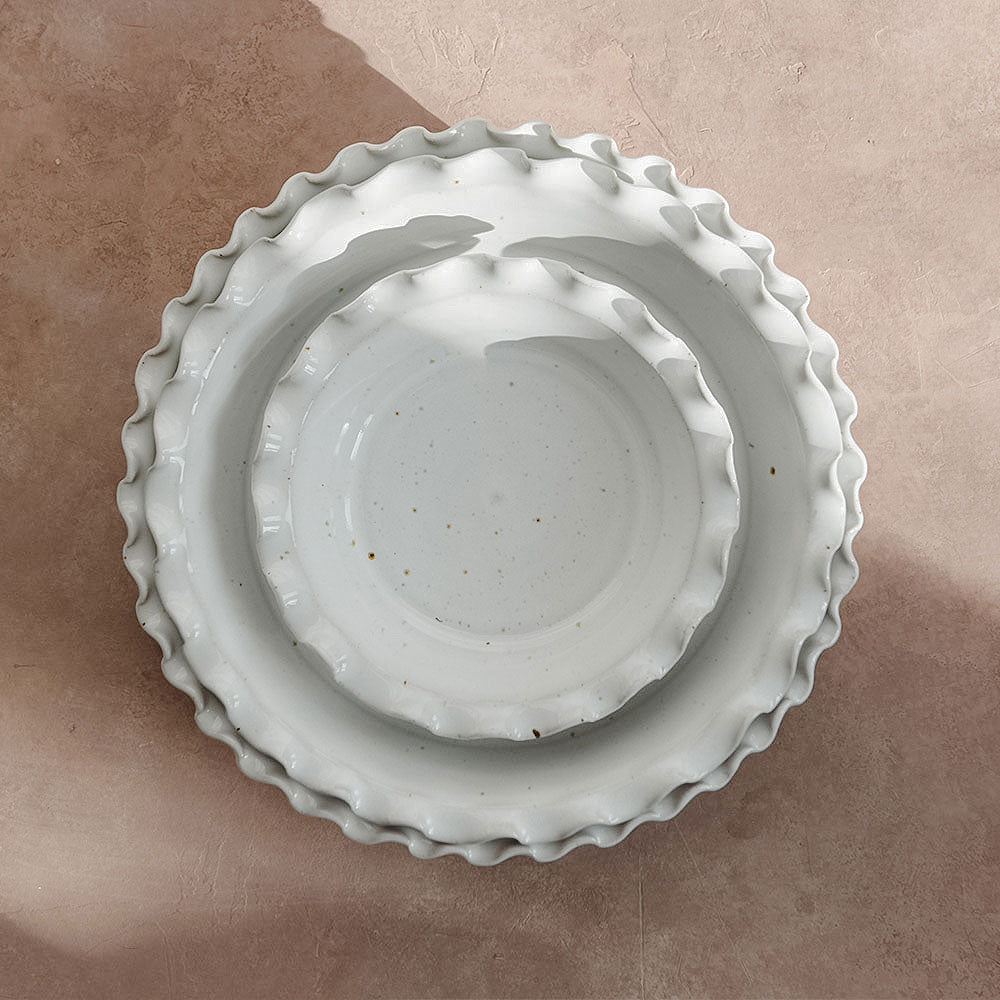 Ceramic Ripple Pie Dish Large roaniris