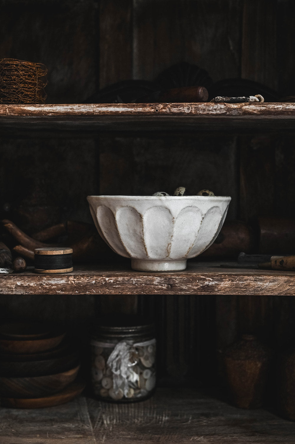 Ceramic Petal Carved Bowl