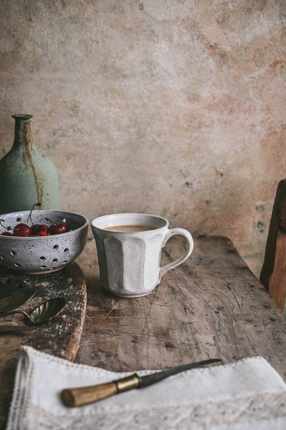 Ceramic Petal Carved Mug