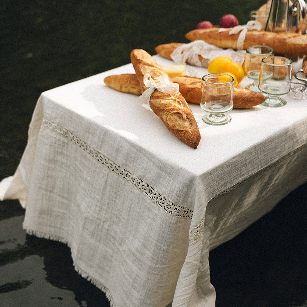 Flower Lace Frame Tablecloth