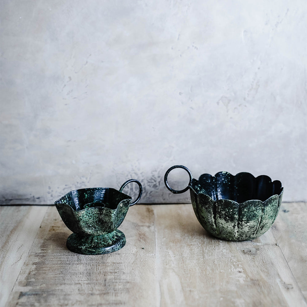 Emerald Iron Scalloped Candle Holder