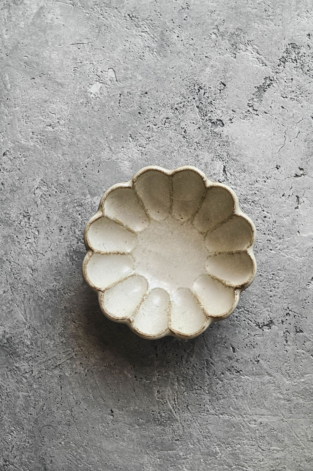 Footed Ceramic Petal Bowl - Small
