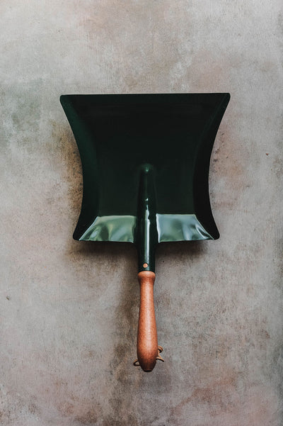 Outdoor Metal Dustpan Set