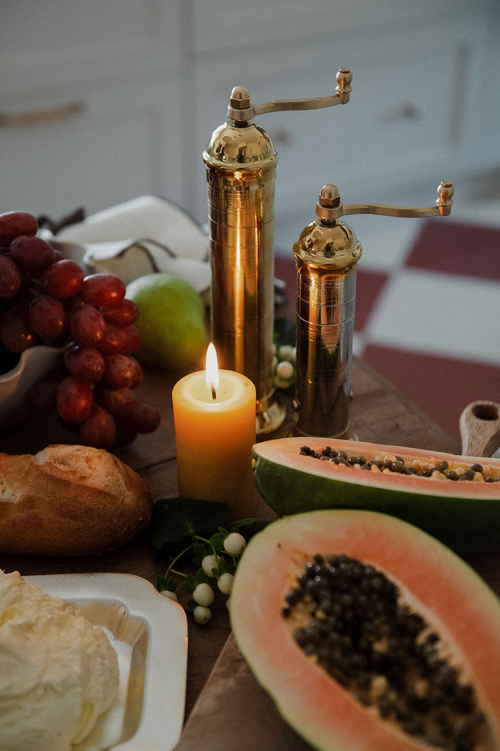 holiday-table4.jpg__PID:e8988bf1-9c92-4e75-96ef-036db4592975