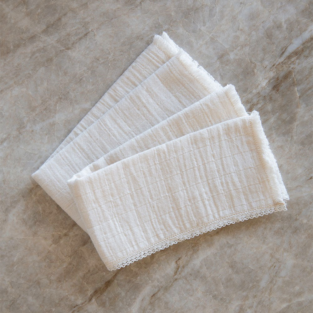 Lace Napkin Set