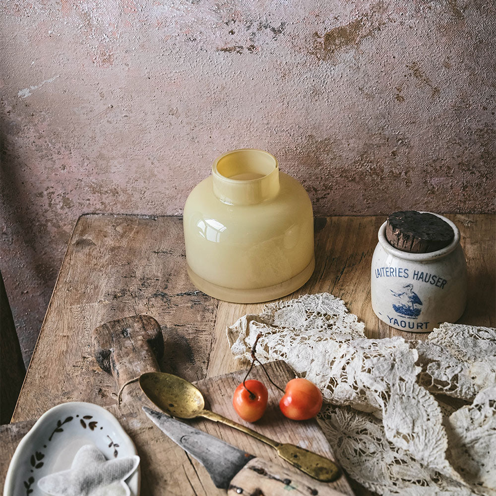 Mouth-blown Glass Vase - Butter