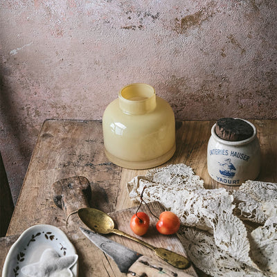 Mouth-blown Glass Vase - Butter