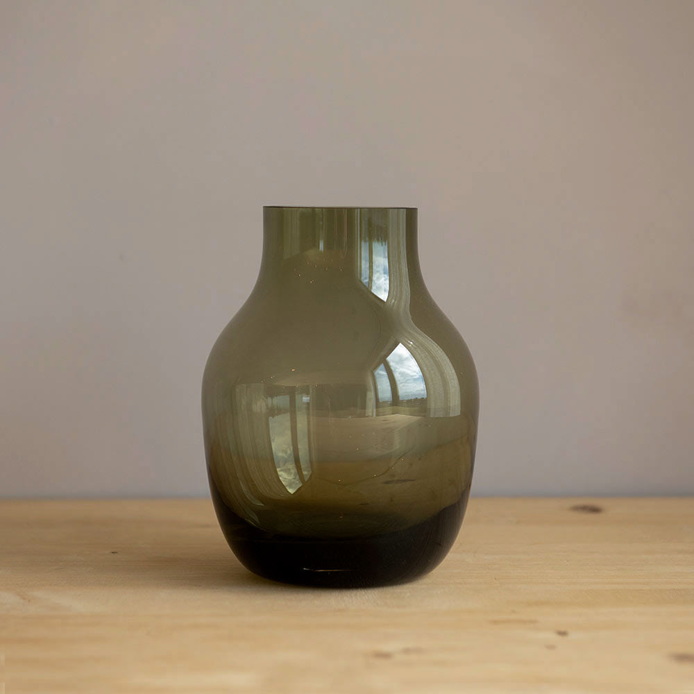 Mouth-blown Glass Vase - Olive