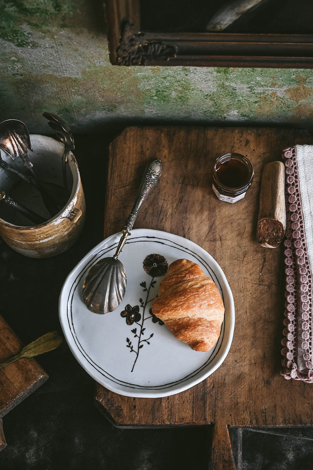 Hand-painted Posy Plate No. 1
