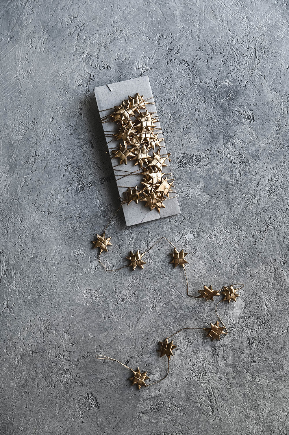 Palm Leaf Star Garland - Gold