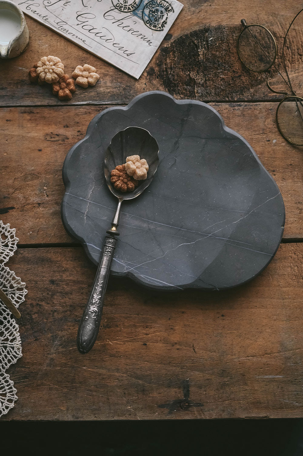 Petal Marble Spoon Rest - Grey