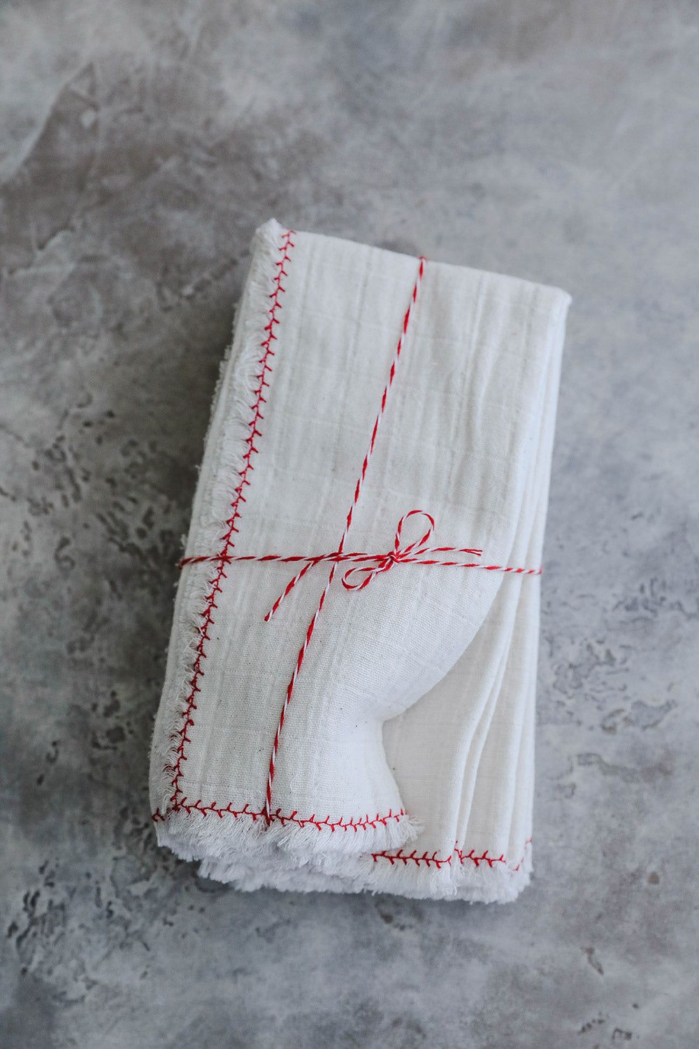 Delicate Branch Napkin Set