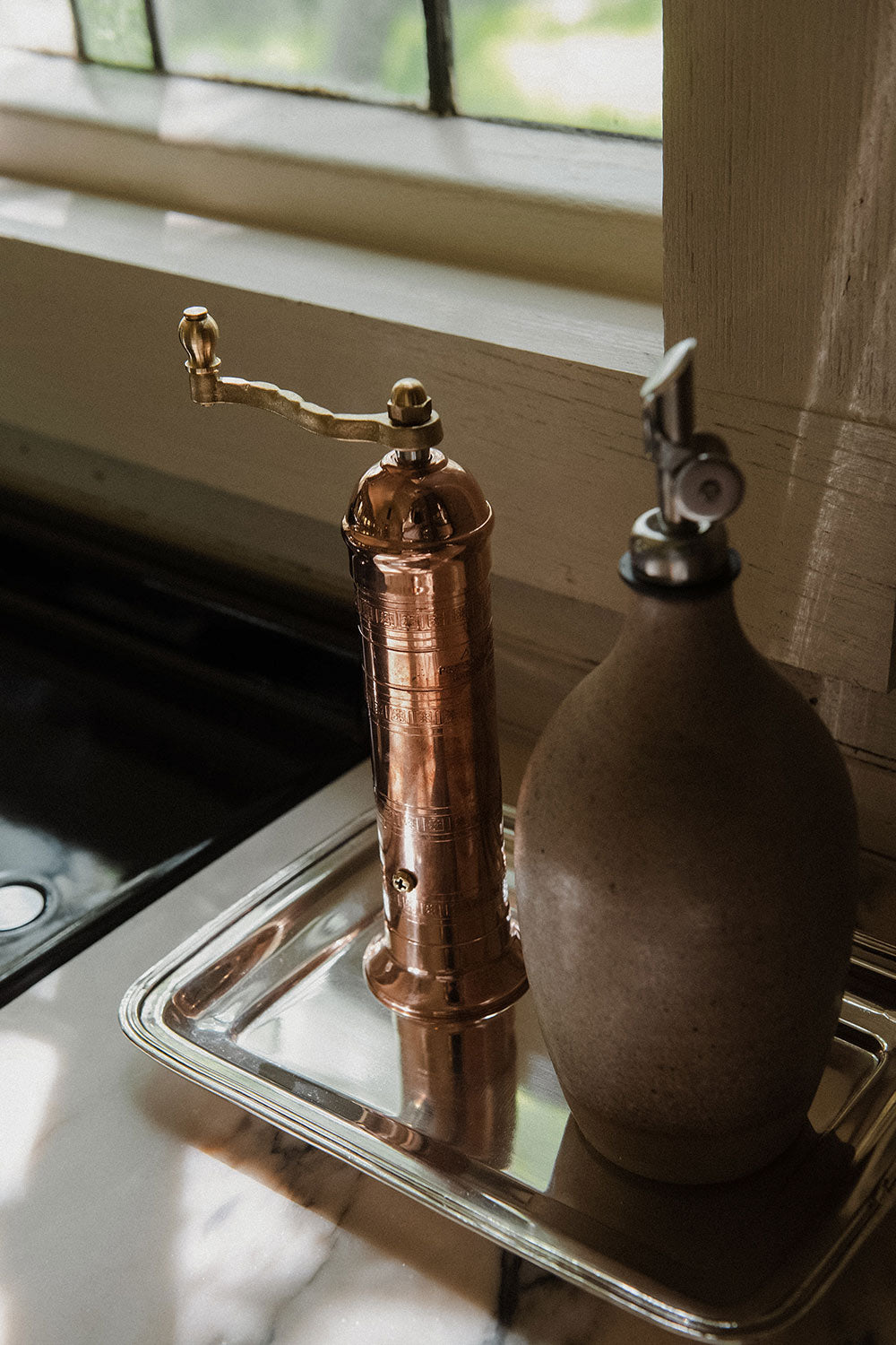 Roan Iris Tray - Polished Nickel