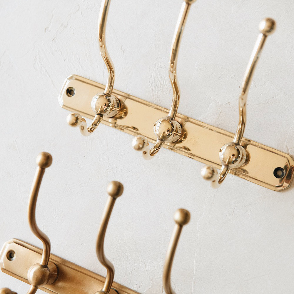Willow Triple Hook Plate Rail