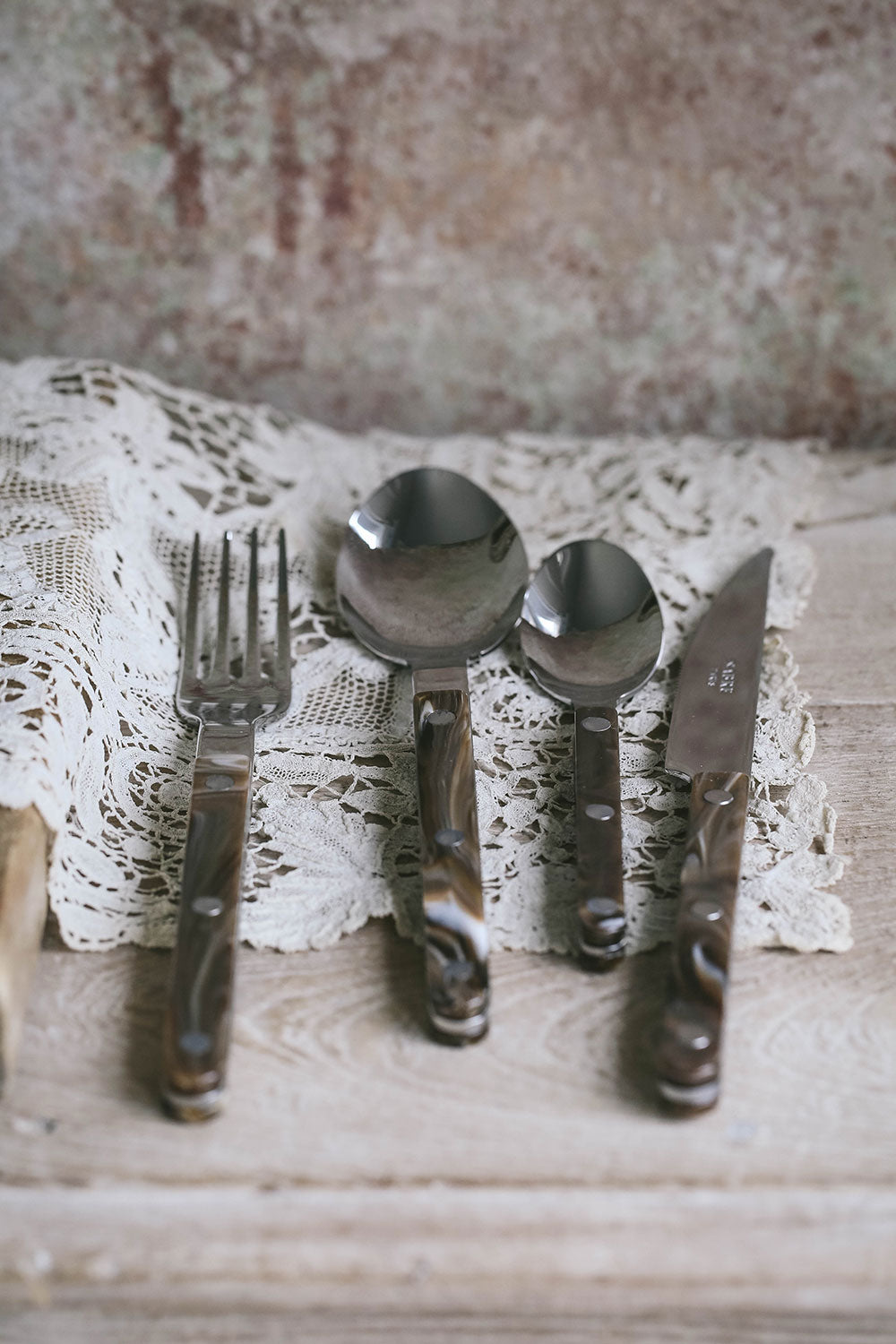 Buffalo Flatware Set