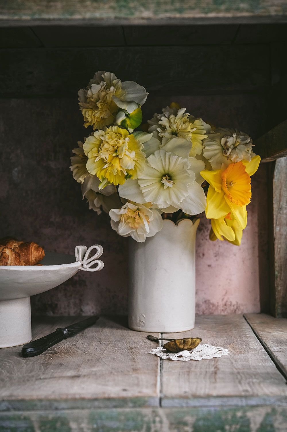 Scallop Ceramic Vase