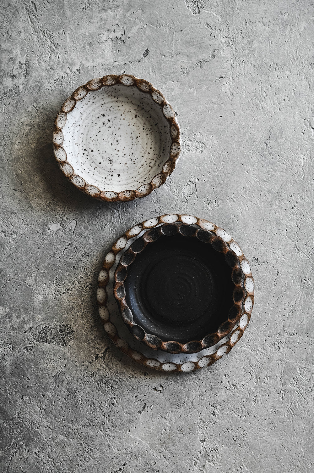 Ceramic Scalloped Dish - Dark