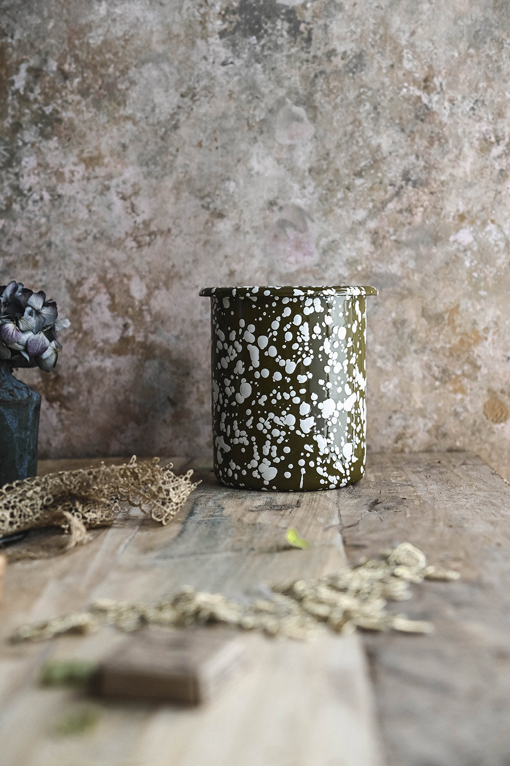 Splatterware Enamel Utensil Crock - Moss
