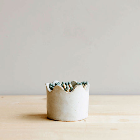 Wave Ceramic Match Holder