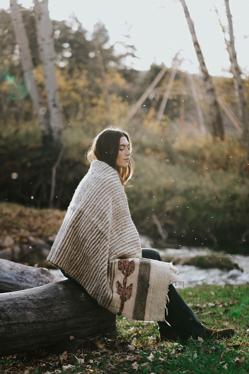 Hand-Loomed Blanket - Grey/Cayenne