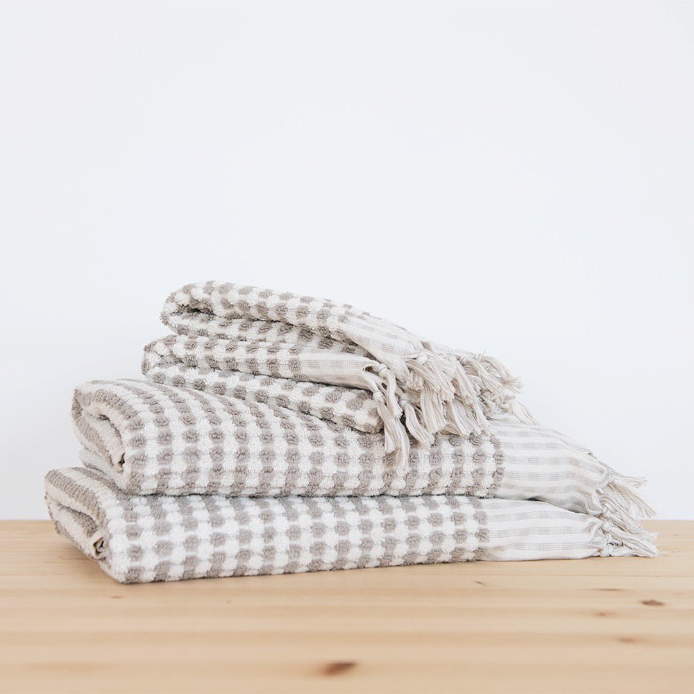 Hand-loomed Turkish Cotton Hand Towel - Taupe Dots
