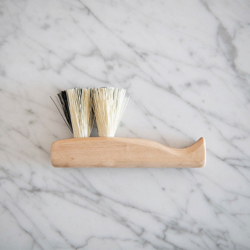 Small Wooden Counter Brush No. MT0938